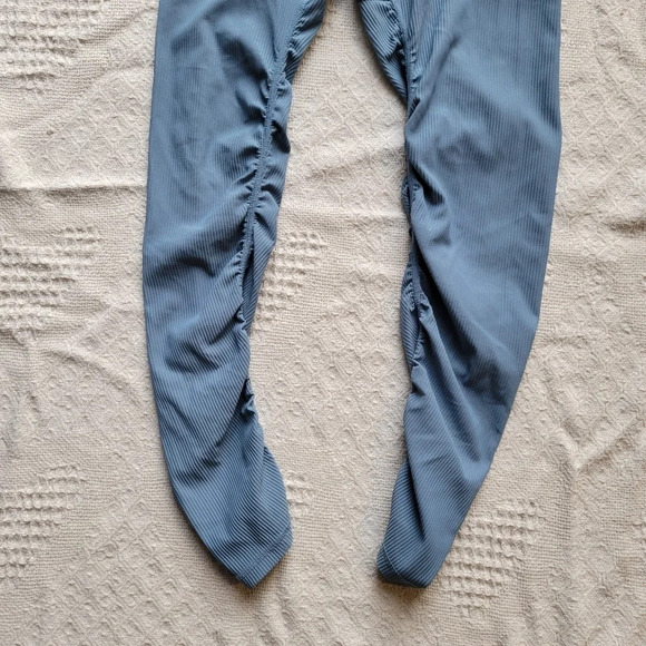 ZYIA Active Storm Parallel Luxe High Rise 7/8 length Blue Legging,  Size 6-8 - Picture 6 of 13